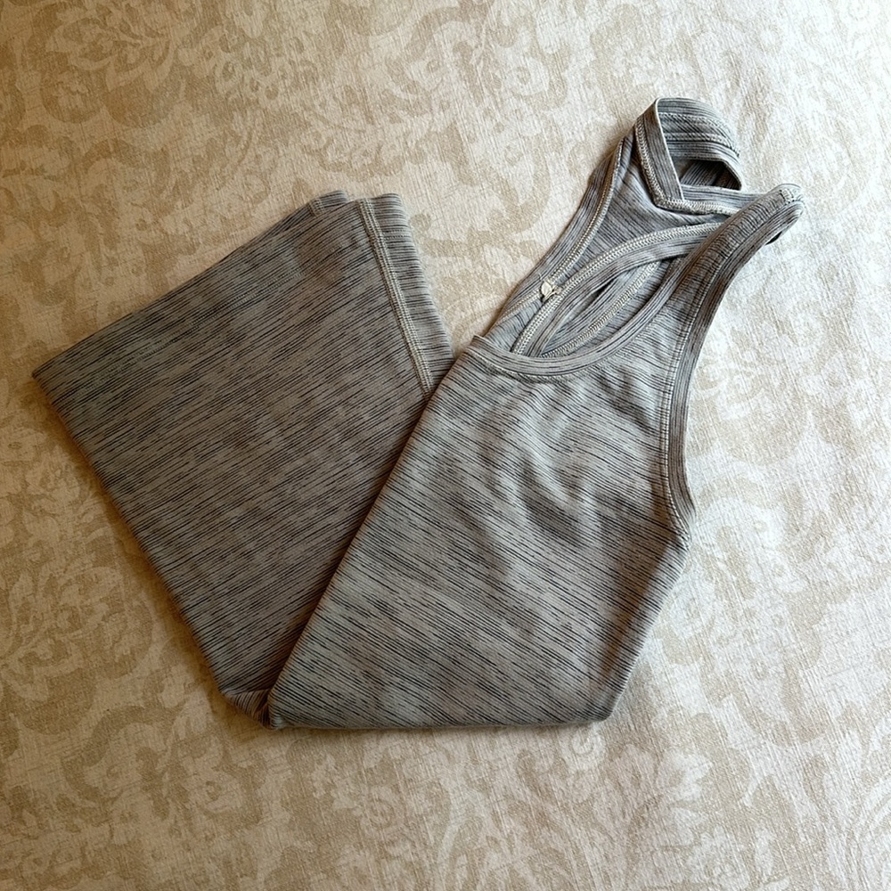 Lululemon Racer Back Tank - Picture 4 of 4